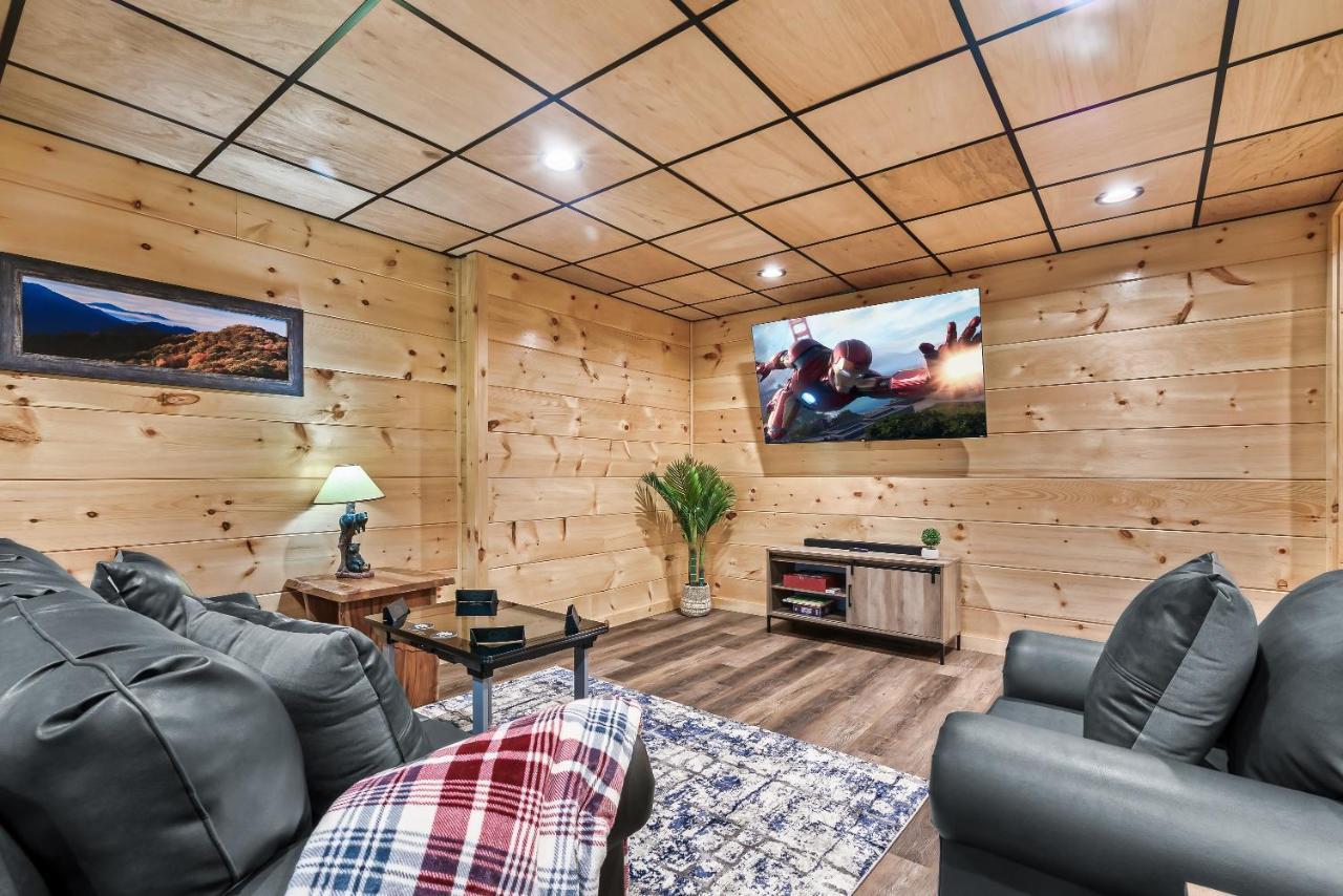 Mountains R Calling, Cozy Hideaway, King Beds, Hot-Tub, Arcade, Ev Ready Pigeon Forge Eksteriør bilde
