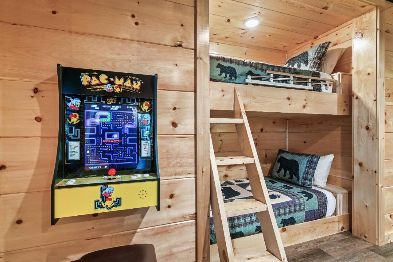Mountains R Calling, Cozy Hideaway, King Beds, Hot-Tub, Arcade, Ev Ready Pigeon Forge Eksteriør bilde
