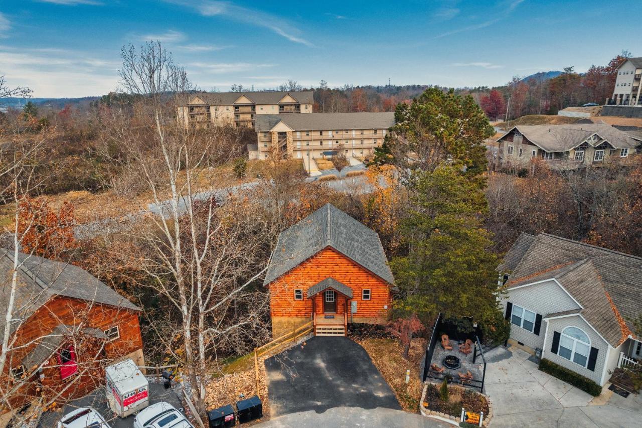 Mountains R Calling, Cozy Hideaway, King Beds, Hot-Tub, Arcade, Ev Ready Pigeon Forge Eksteriør bilde