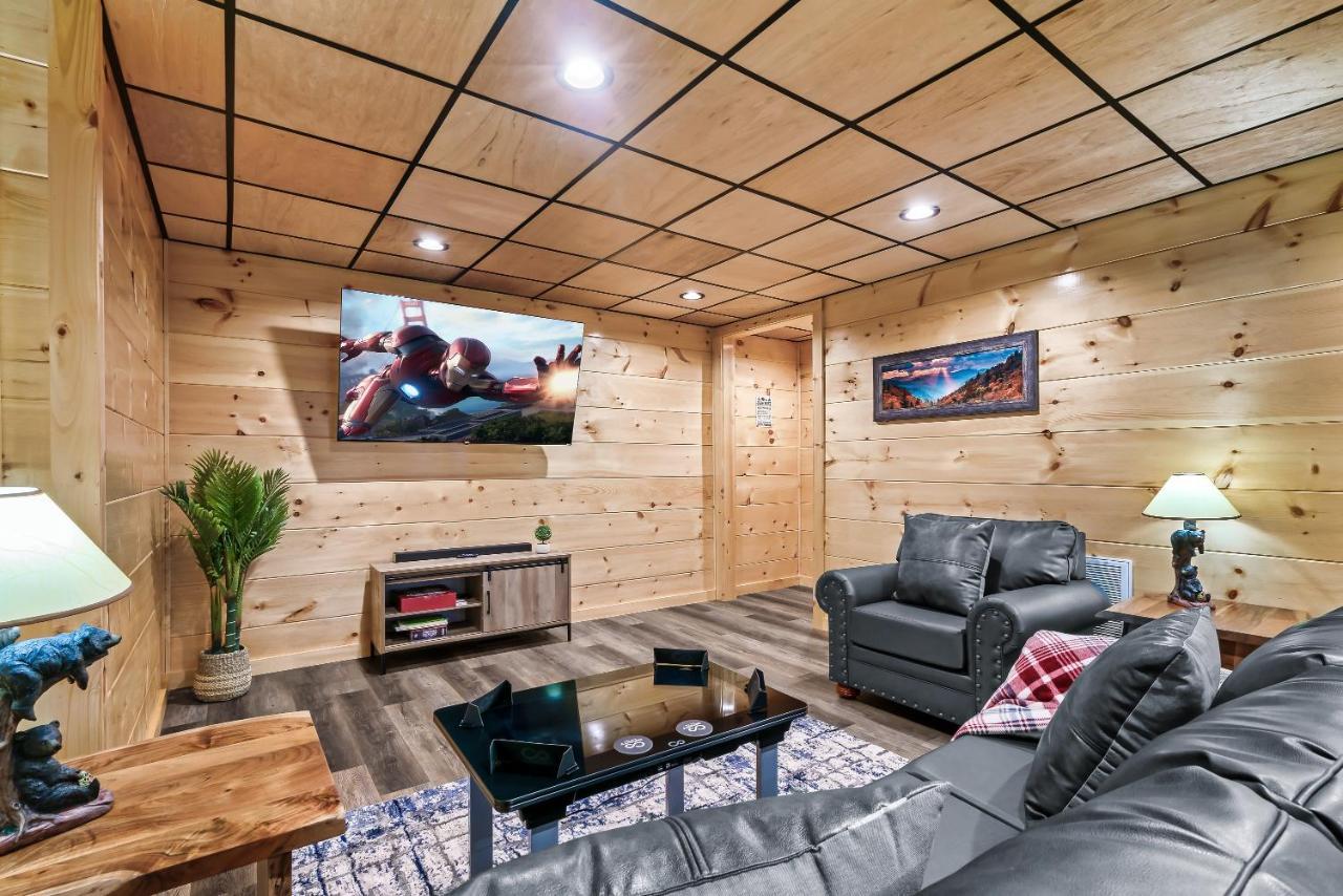 Mountains R Calling, Cozy Hideaway, King Beds, Hot-Tub, Arcade, Ev Ready Pigeon Forge Eksteriør bilde