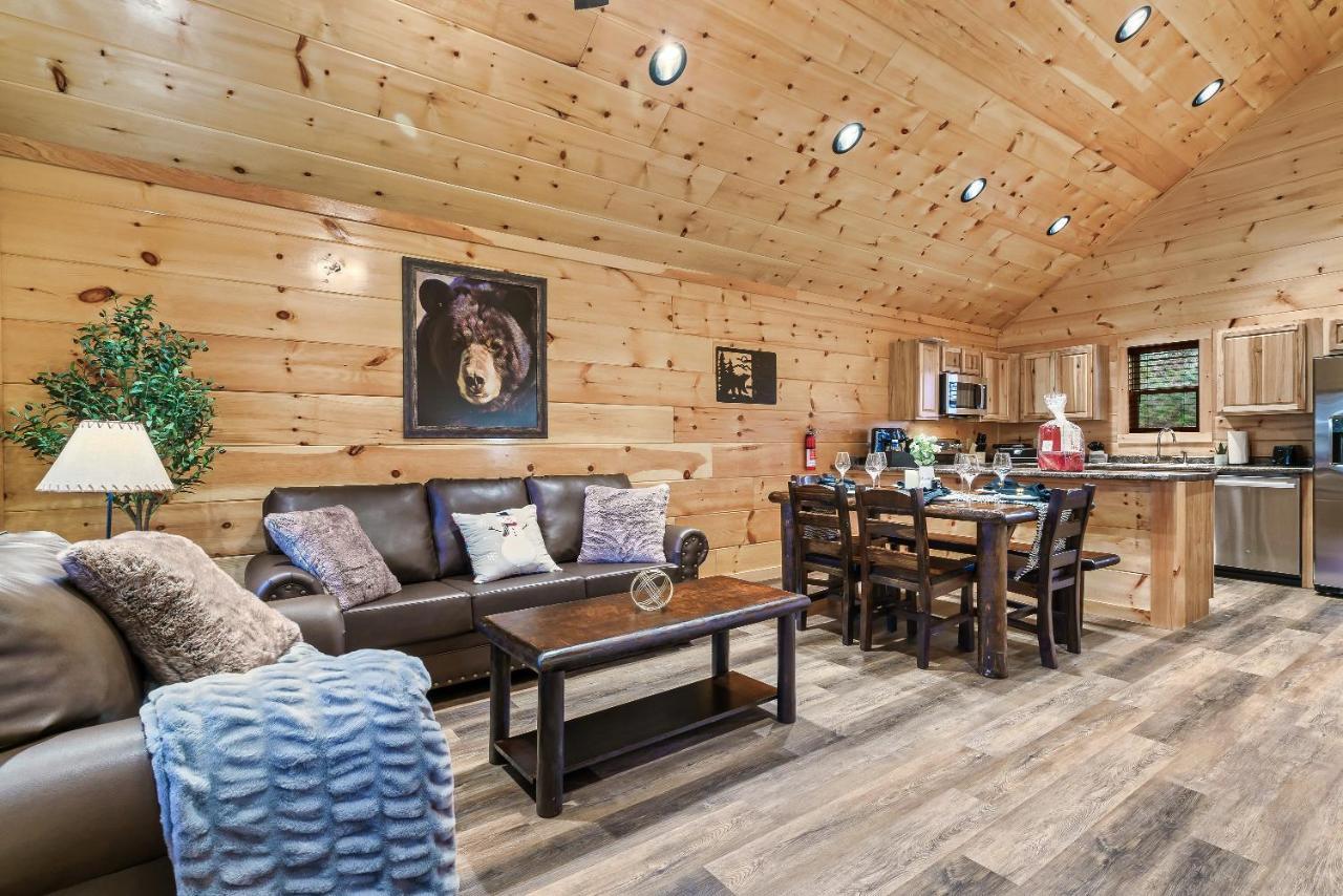 Mountains R Calling, Cozy Hideaway, King Beds, Hot-Tub, Arcade, Ev Ready Pigeon Forge Eksteriør bilde