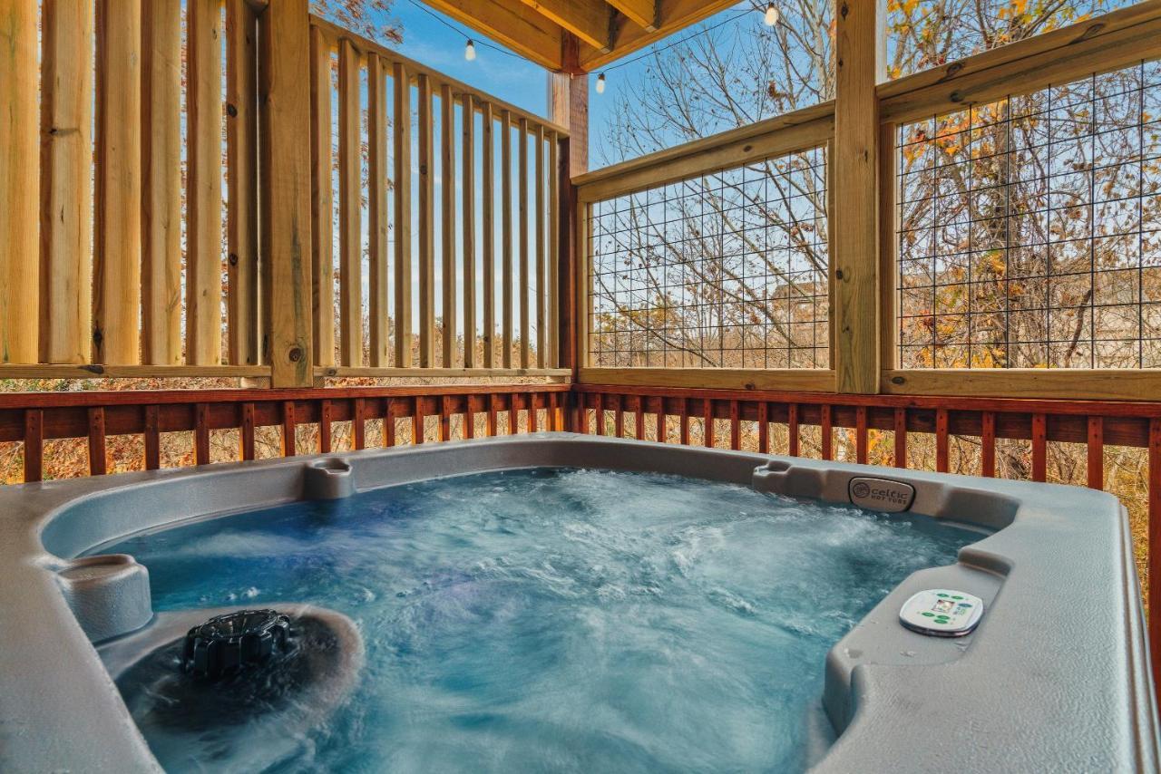 Mountains R Calling, Cozy Hideaway, King Beds, Hot-Tub, Arcade, Ev Ready Pigeon Forge Eksteriør bilde
