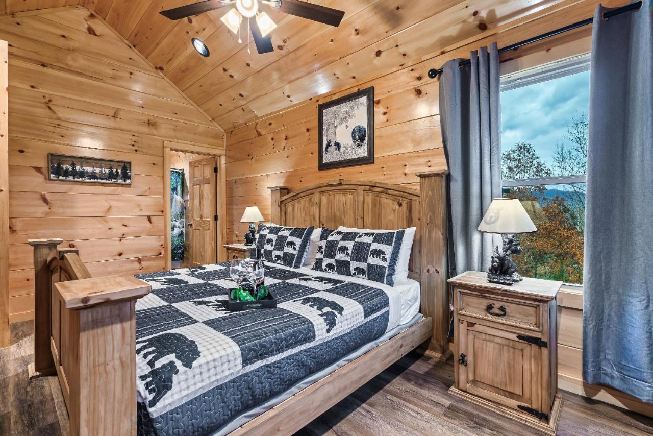 Mountains R Calling, Cozy Hideaway, King Beds, Hot-Tub, Arcade, Ev Ready Pigeon Forge Eksteriør bilde